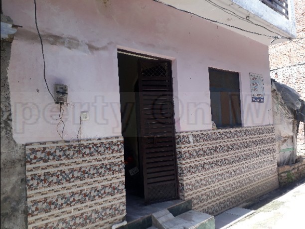 Small house on Sale